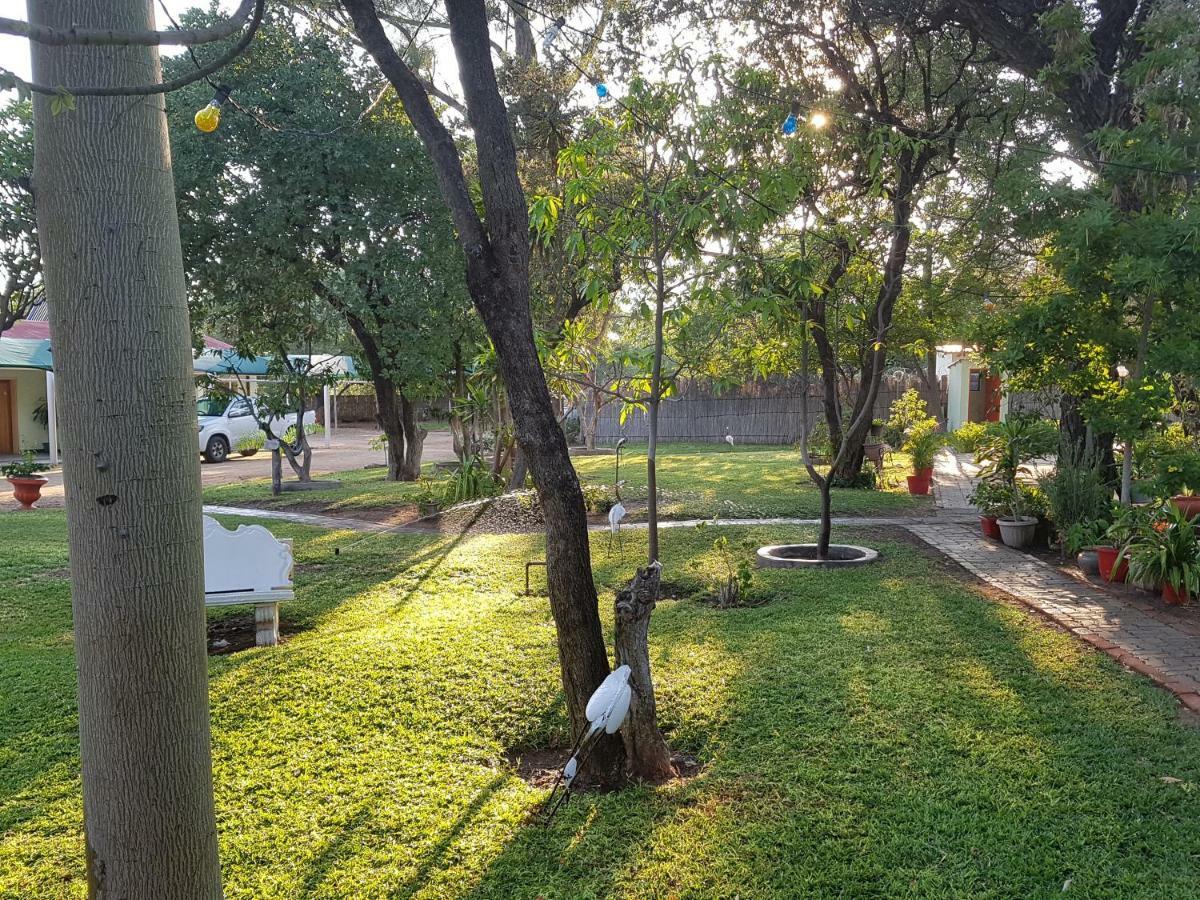 Guest House Bavaria Rundu Exterior foto